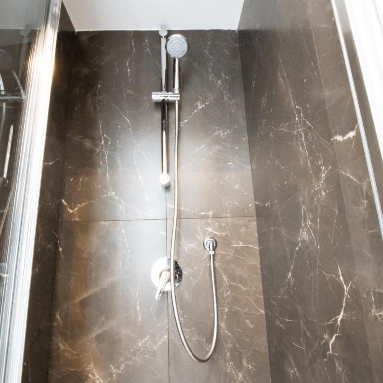 Cavour 231 Big House - Appartamento con 2 Camere da Letto - 14