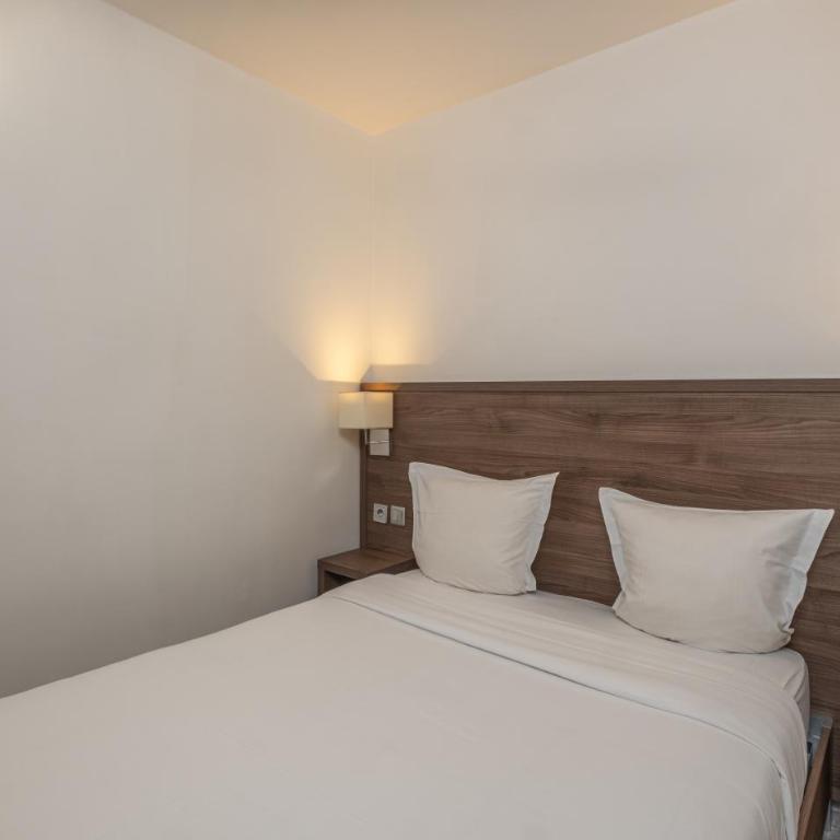 Hotel la Perle Montparnasse - Chambre Double Confort - Vue sur Cour - 3