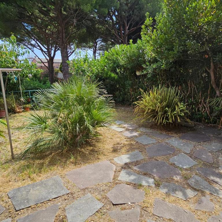 Ai Piani d'Invrea vicino al mare con giardino - Appartamento con 2 Camere da Letto - 8