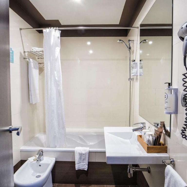 Alda Carril - Habitación Doble Estándar - 1 o 2 camas - 8