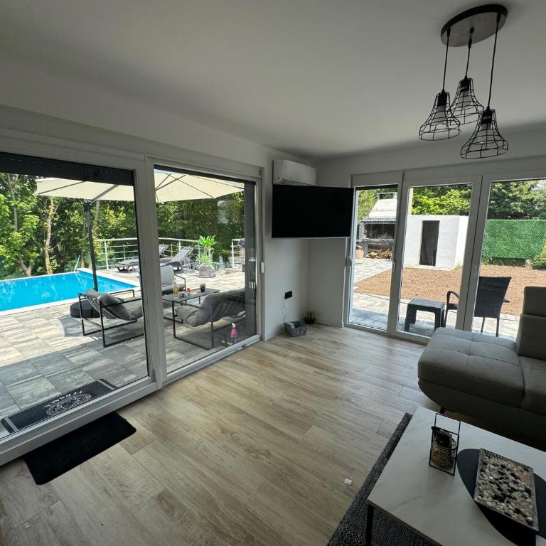 Villa Sofia - Two-Bedroom Villa - 37