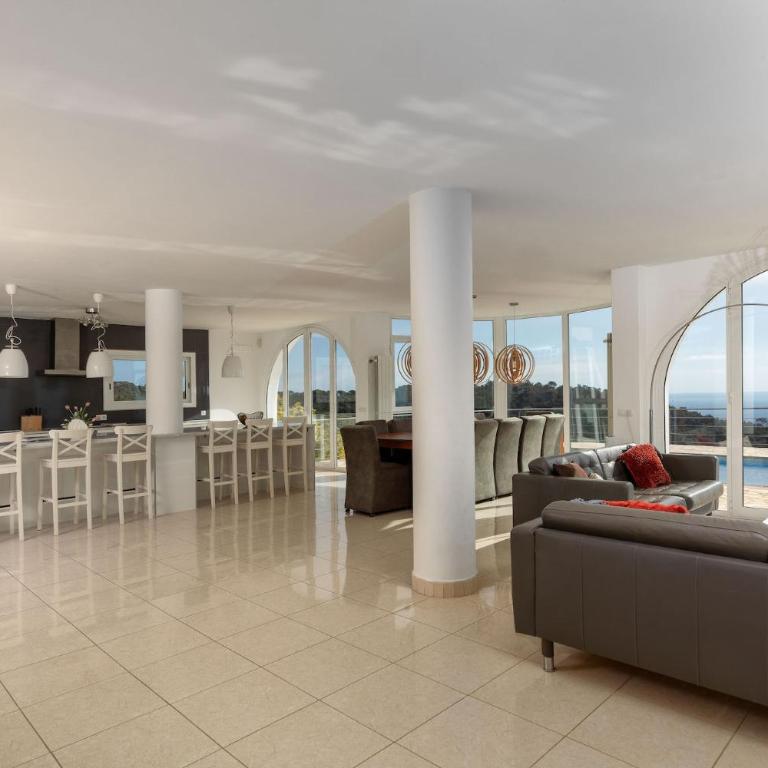 Villa Joie de Vivre - Villa - 10