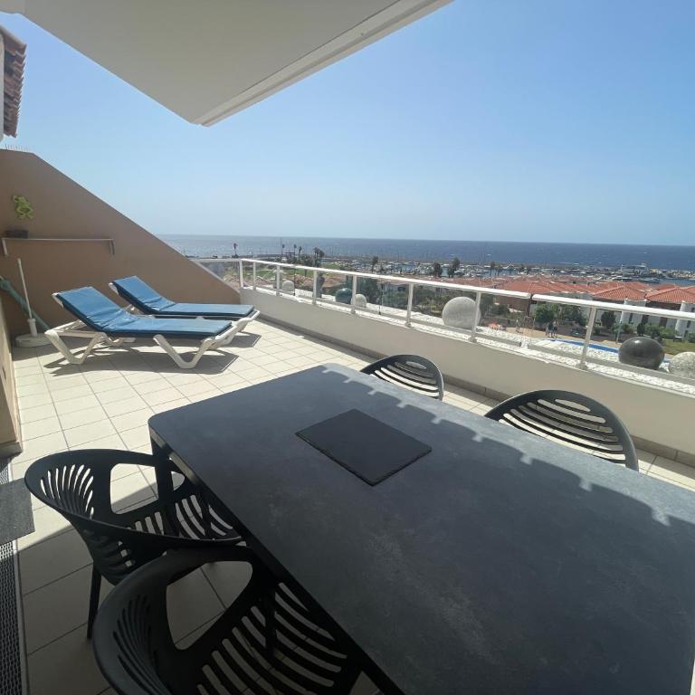 Stunning 2 bedroom apartment with full view of the sea and marina , full sun - Apartamento de 2 dormitorios - 18