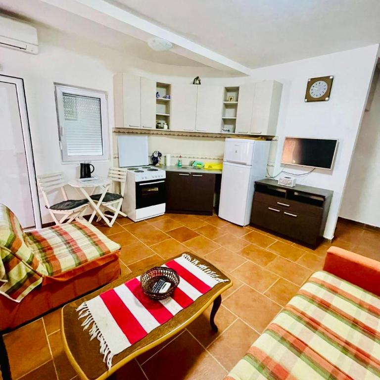 Andrija - Apartman sa 1 Spavaćom Sobom - 2