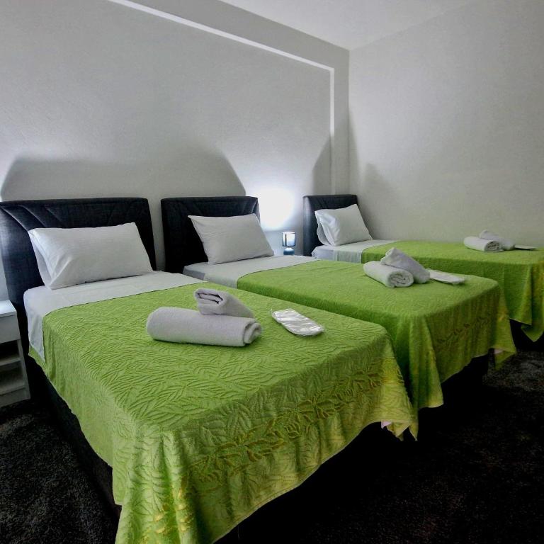 Apartments Miš - Deluks Trokrevetna Soba - 6