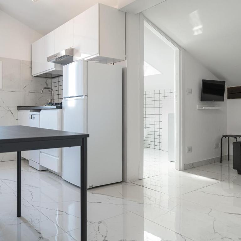 Saragozza Apartments - Bologna Short Rental - Appartamento - 2