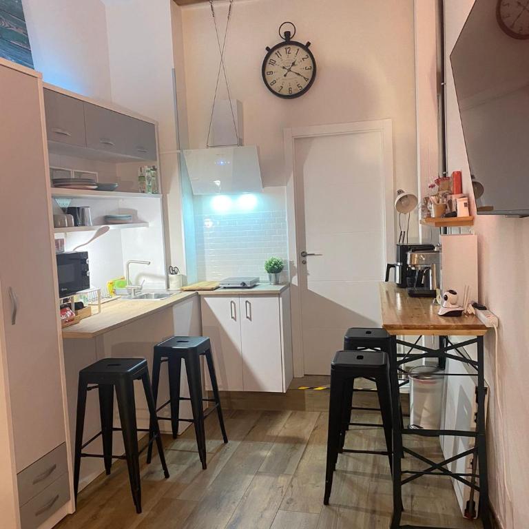 Céntrico. Atocha-Lavapiés. Nuevo. 100% Equipado. - Apartamento de 1 dormitorio - 10