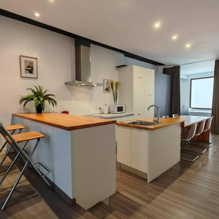 Loft Amplio y Moderno en Denia - Apartamento de 2 dormitorios - 5