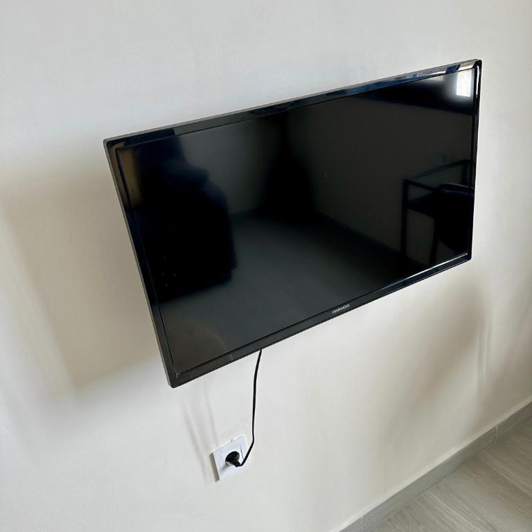 New modern apartment, Scandinavian style, ocean view - Deluxe One-Bedroom Apartment with Ocean View - 6