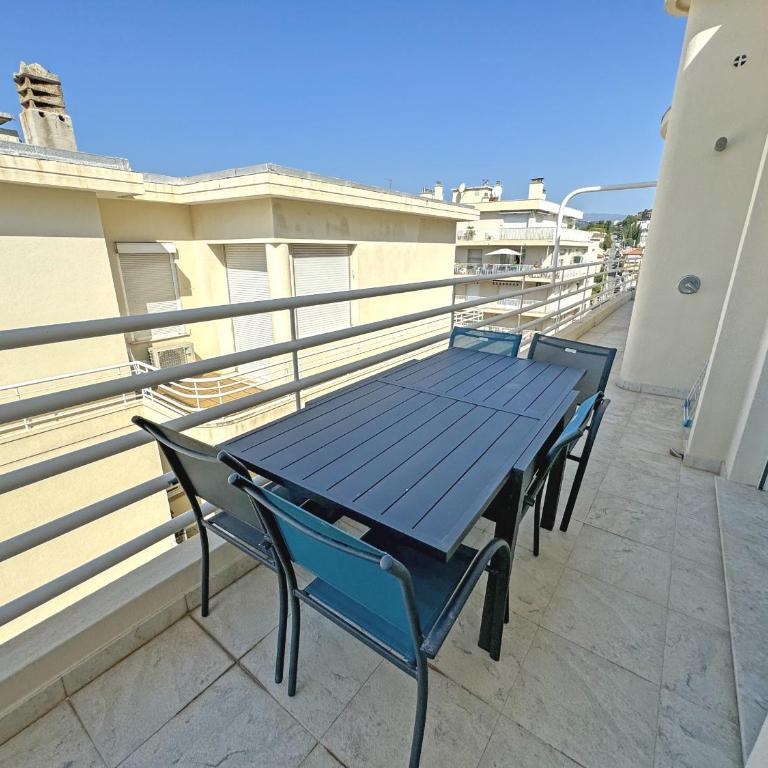 Sea Front Penthouse Cote d Azur - Appartement - Vue sur Mer - 40