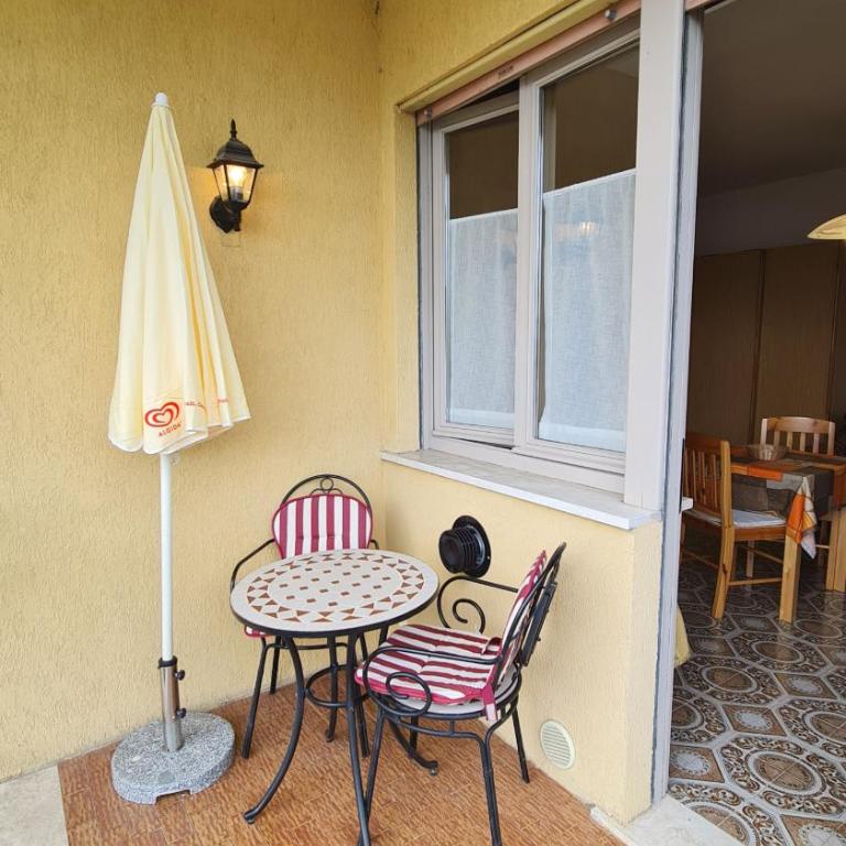 Lucerna studio Balcony lake view by Gardadomusmea - Monolocale con Balcone - 4