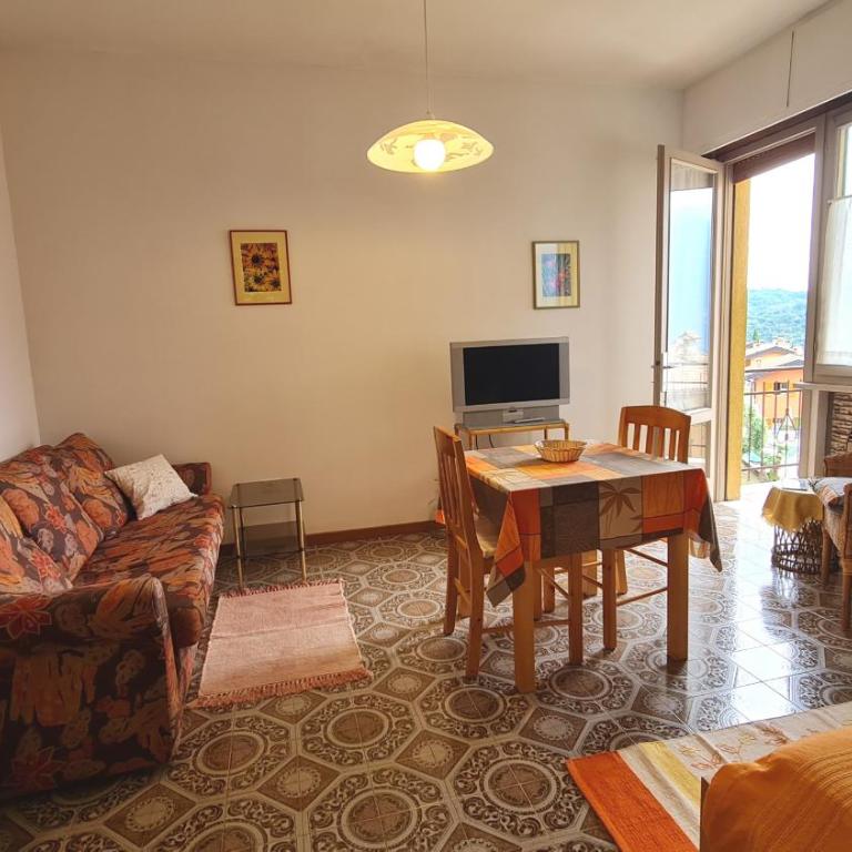 Lucerna studio Balcony lake view by Gardadomusmea - Monolocale con Balcone - 5