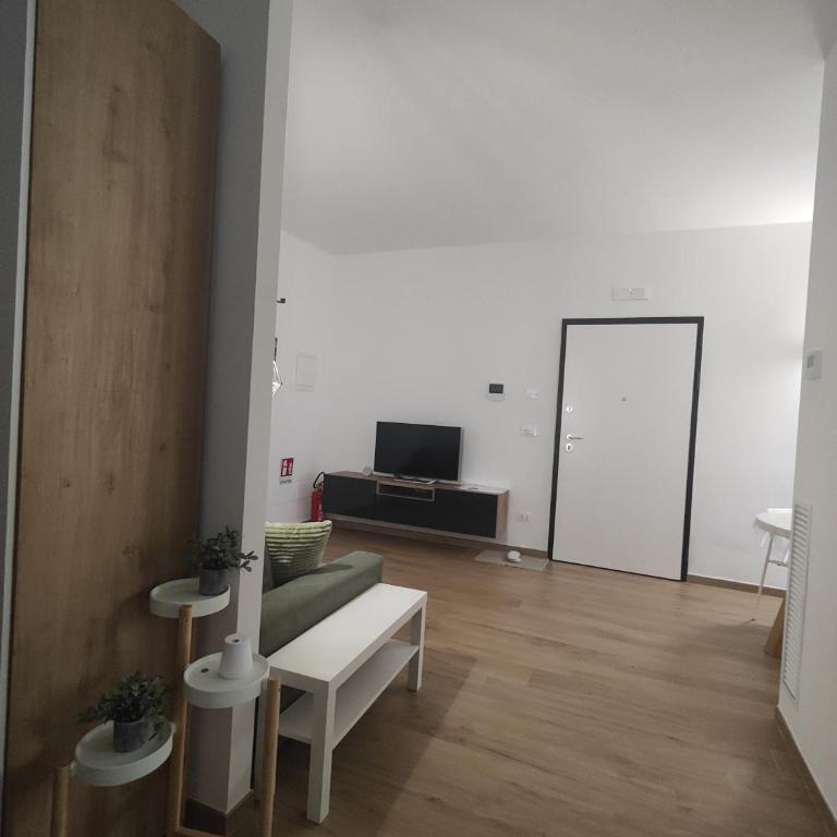 CEA HOME - Appartamento con 1 Camera da Letto - 3