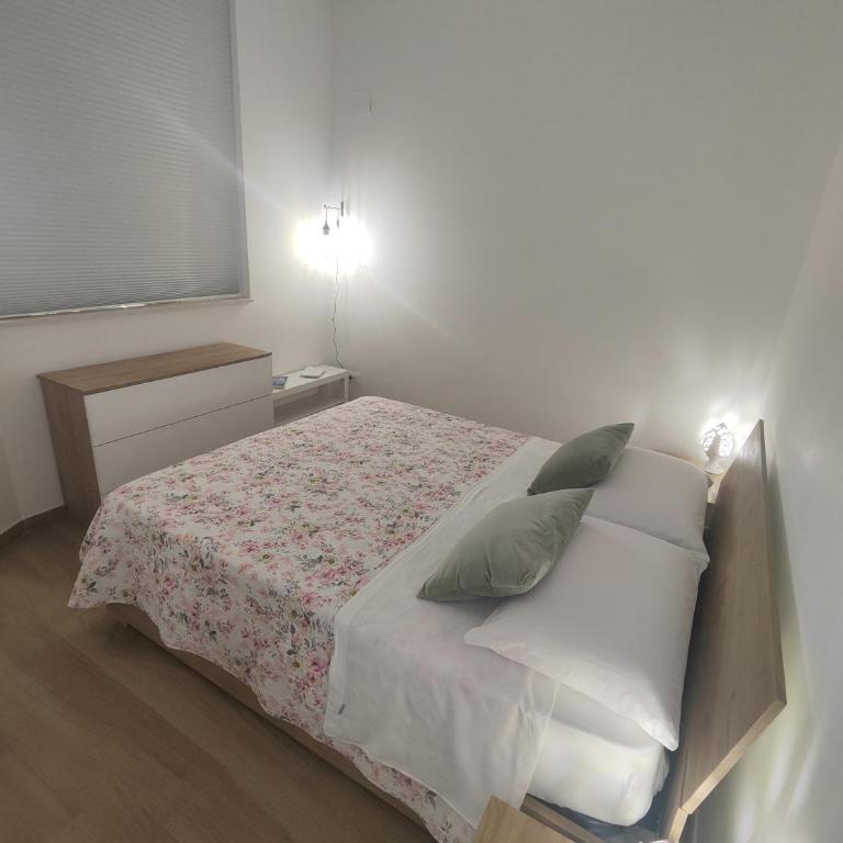 CEA HOME - Appartamento con 1 Camera da Letto - 4