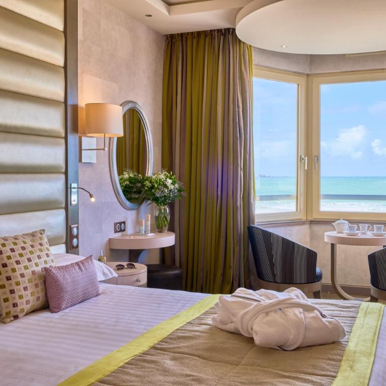 Grand Hôtel Des Thermes - Chambre Double Grand Large avec Vue sur Mer - 8