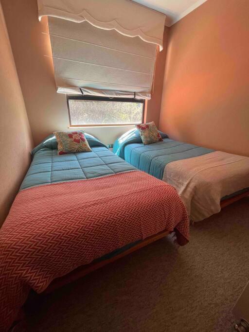 Amplia casa para 8 personas con tinaja a 7 minutos de Pucon centro - Four-Bedroom House - 12
