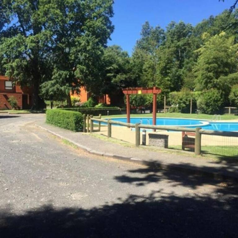 Amplia casa para 8 personas con tinaja a 7 minutos de Pucon centro - Four-Bedroom House - 17