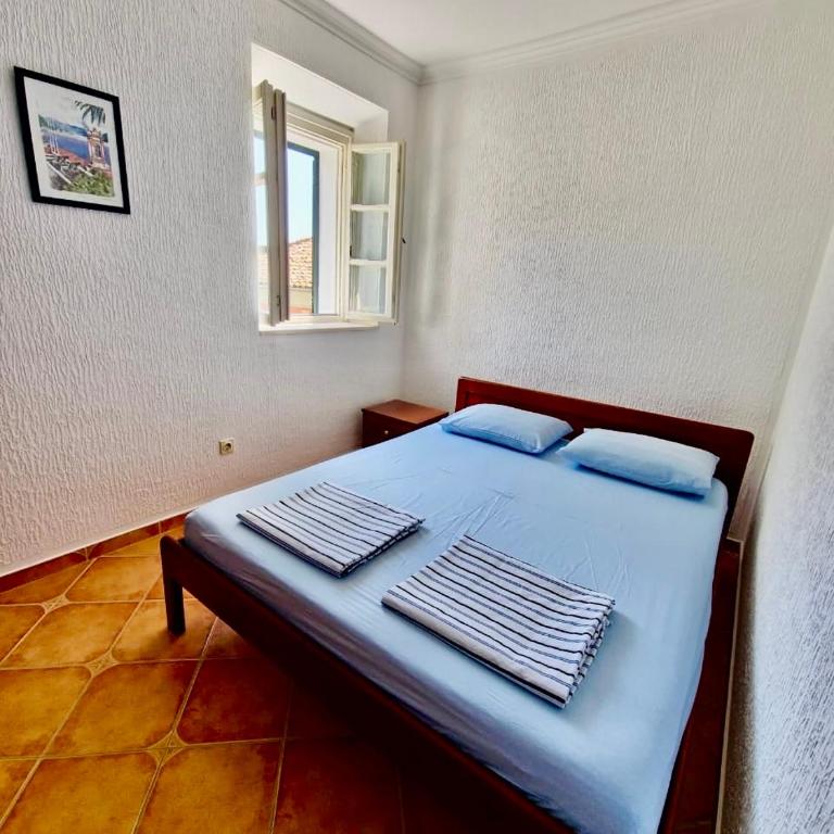 Lux 2-bedroom apartment in Old town Herceg Novi - Two-Bedroom Apartment - 7