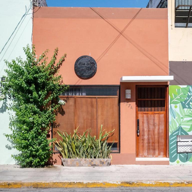 Casa Itinerante, Santa Ana / Mérida, Centro. - Casa con 1 dormitorio - 2