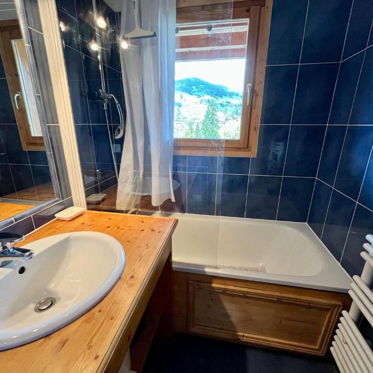 Appartement ski aux pieds, 2 chambres, terrasse et parking couvert - La Clusaz - FR-1-459-49 - Appartamento (6 Adulti) - 10