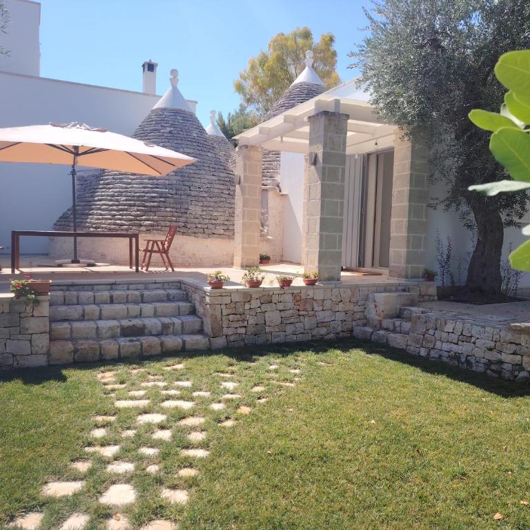 Trulli sull'Aia San Michele - Camera Matrimoniale con Vista Giardino - 3