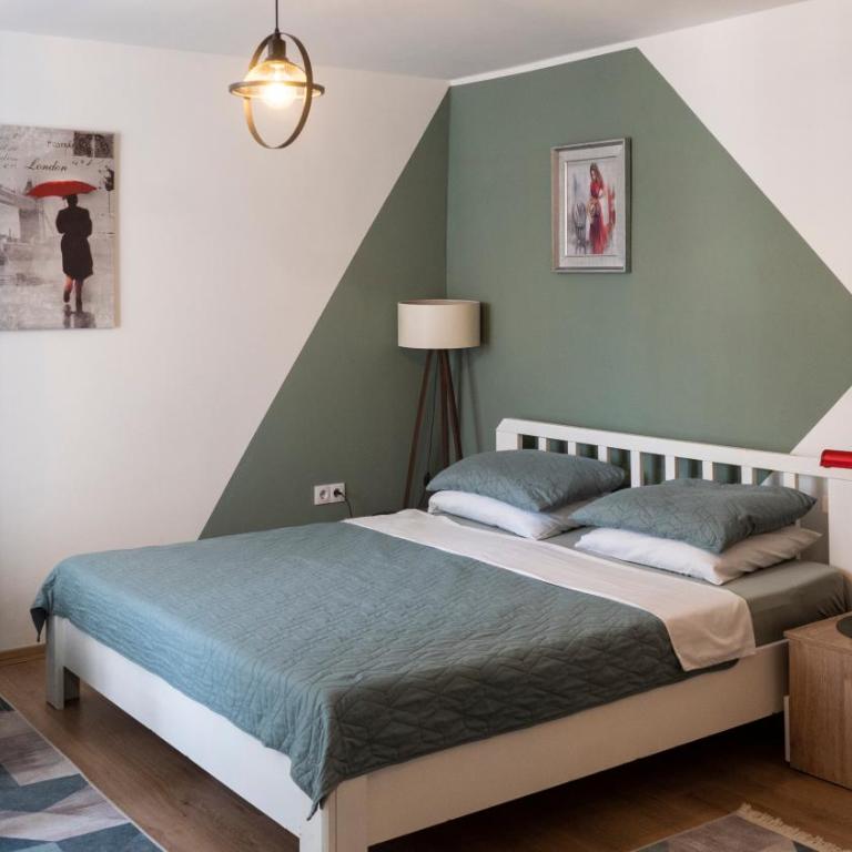 Guest House Time Out - Apartman sa Balkonom - 1