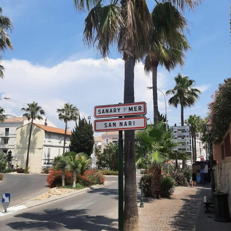 Sanary- La vie est belle- Centre Ville 2 minutes à pied- Plage 5 minutes - Apartamento de 1 dormitorio - 24