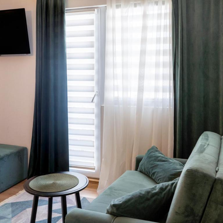 Guest House Time Out - Apartman sa Balkonom - 11