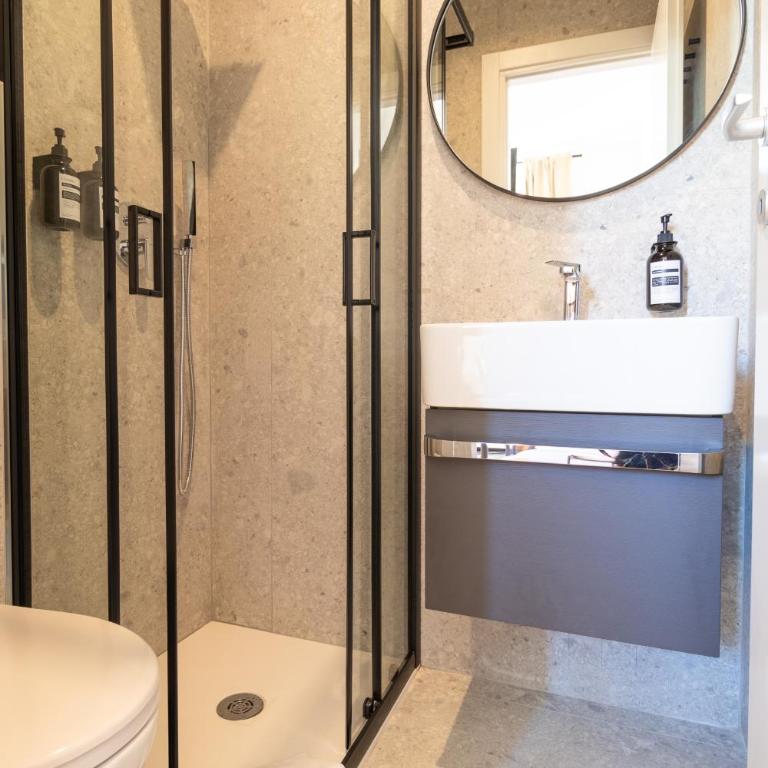 Cunabu Urbano V - Camera Quadrupla con Bagno Privato - 7