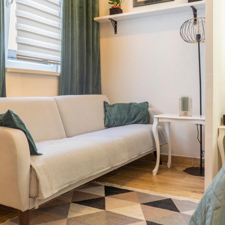 Guest House Time Out - Deluks Soba sa Bračnim Krevetom (King-size) - 9