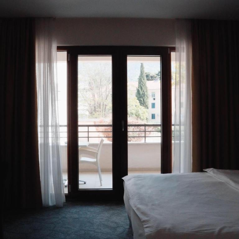 Hotel Pine - Studio with Terrace - 5