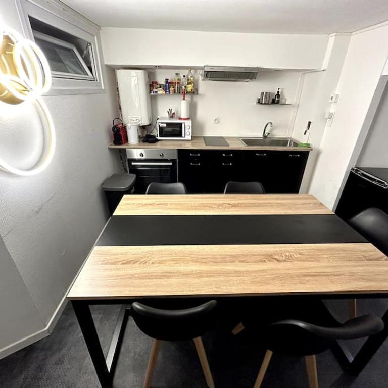 Le Jutard - proche des quais - 5 personnes - Appartamento con 3 Camere da Letto - 2