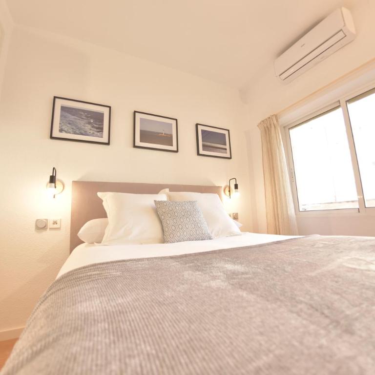 ABAL Apartments - Teatro - Two-Bedroom Standard Apartment - 11