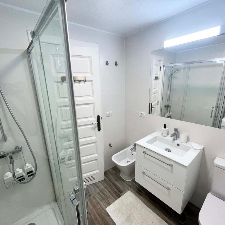 Prime garden-view Studios - One-Bedroom Apartment - 11