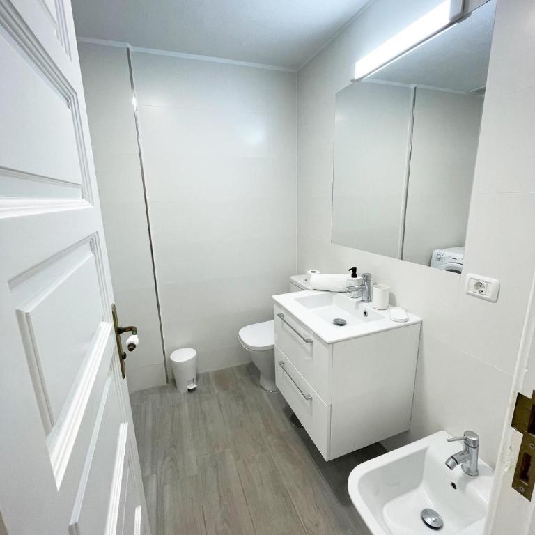 Prime garden-view Studios - One-Bedroom Apartment - 11