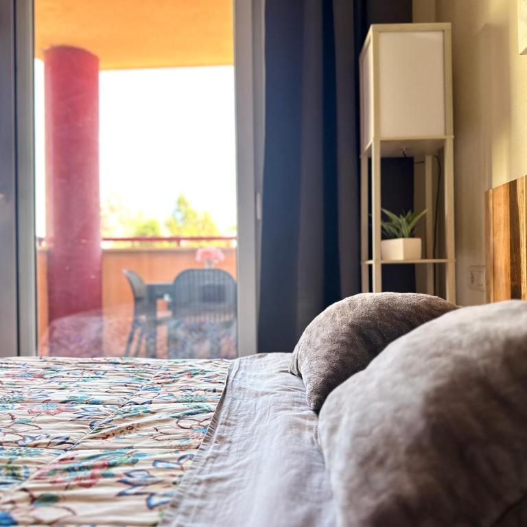 Costa Del Sol Seaside Studio - 5 Mins From Beach - Apartamento Estudio - 7