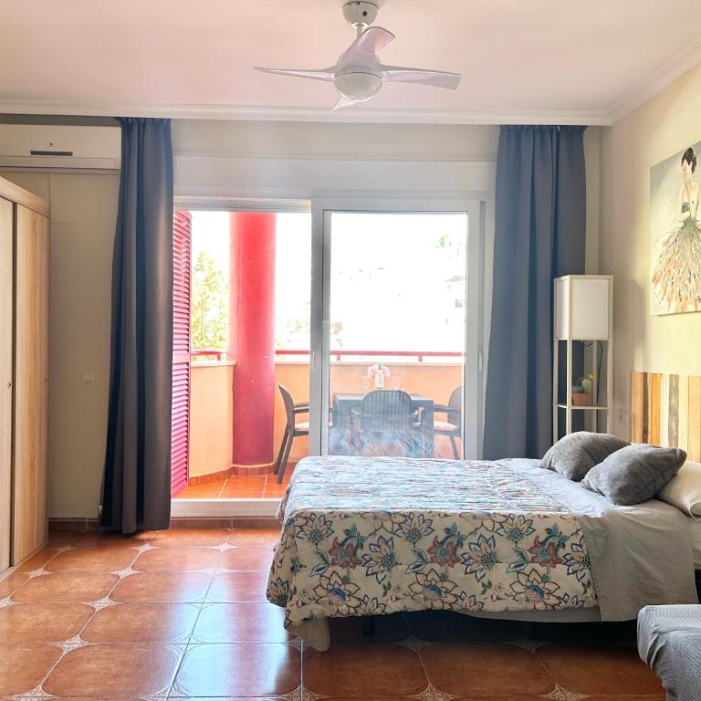 Costa Del Sol Seaside Studio - 5 Mins From Beach - Apartamento Estudio - 2