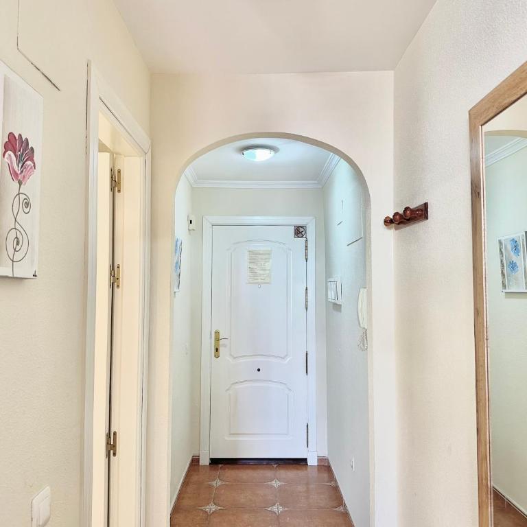 Costa Del Sol Seaside Studio - 5 Mins From Beach - Apartamento Estudio - 16