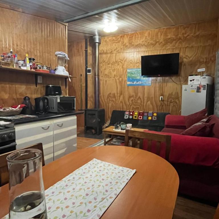 Cabaña con estacionamiento privado - Three-Bedroom Apartment - 7