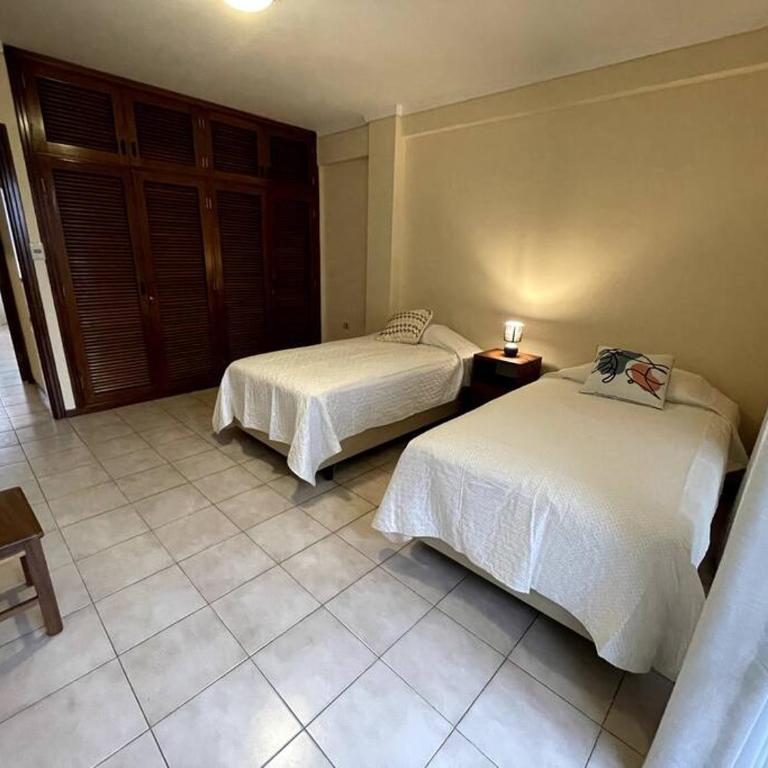 Amplio y Centrico Depto Familiar - Apartamento de 2 dormitorios - 12