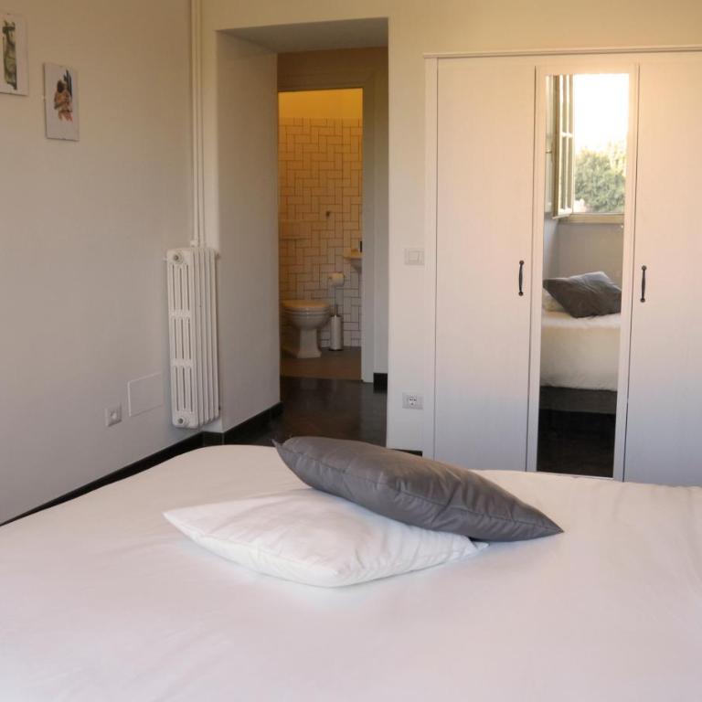 Guest House Interno4 - Camera Tripla con Doccia - 3