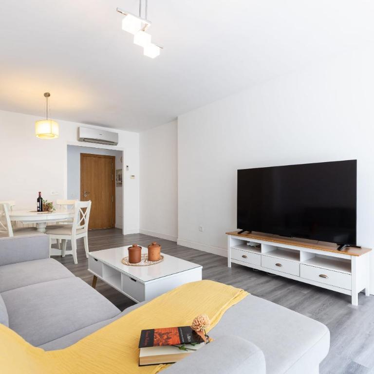 Reial by Unik Vacation - Apartamento - 65