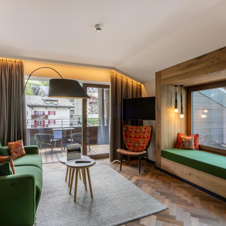 Hotel ZERMAMA Zermatt - Deluxe Suite mit Whirlpool und Blick auf das Matterhorn - 10