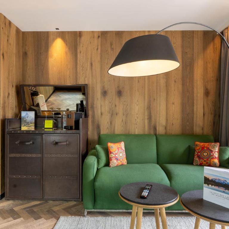 Hotel ZERMAMA Zermatt - Deluxe Suite mit Whirlpool und Blick auf das Matterhorn - 9