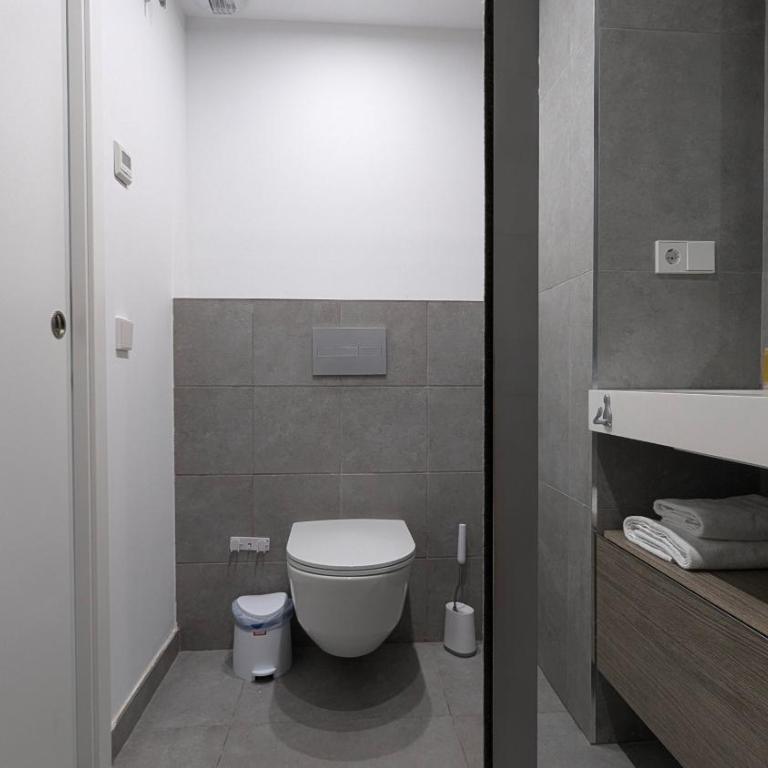 ALLONBAY sweet apartment - Two-Bedroom Apartment with Terrace and Sea View - 16