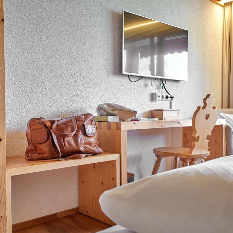 Aktiv & Spa Hotel Alpenrose - Standard Doppelzimmer mit Balkon - 3