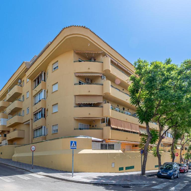 Beautiful 2 Bed Apartment Los Pacos - Two-Bedroom Apartment with Terrace - 6