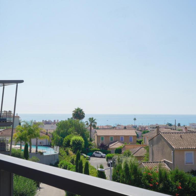 Thalazur Antibes - Résidence & Spa - Studio - Vue Latérale sur Mer - 10
