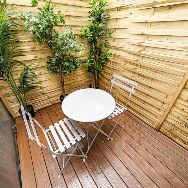 "Le Magnolia" Joli T1 25m2 Clim Terrasse Prox Gare Métro Tram - One-Bedroom Apartment - 13