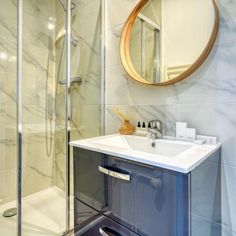 Sweett - Maison Wagram - Four-Bedroom Apartment - 17